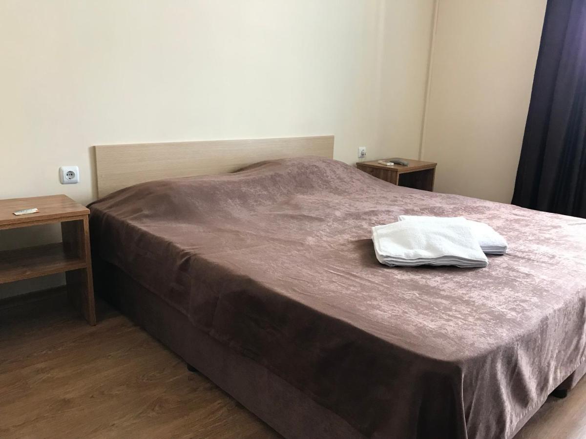 Family Hotel Akra Chernomorets Buitenkant foto